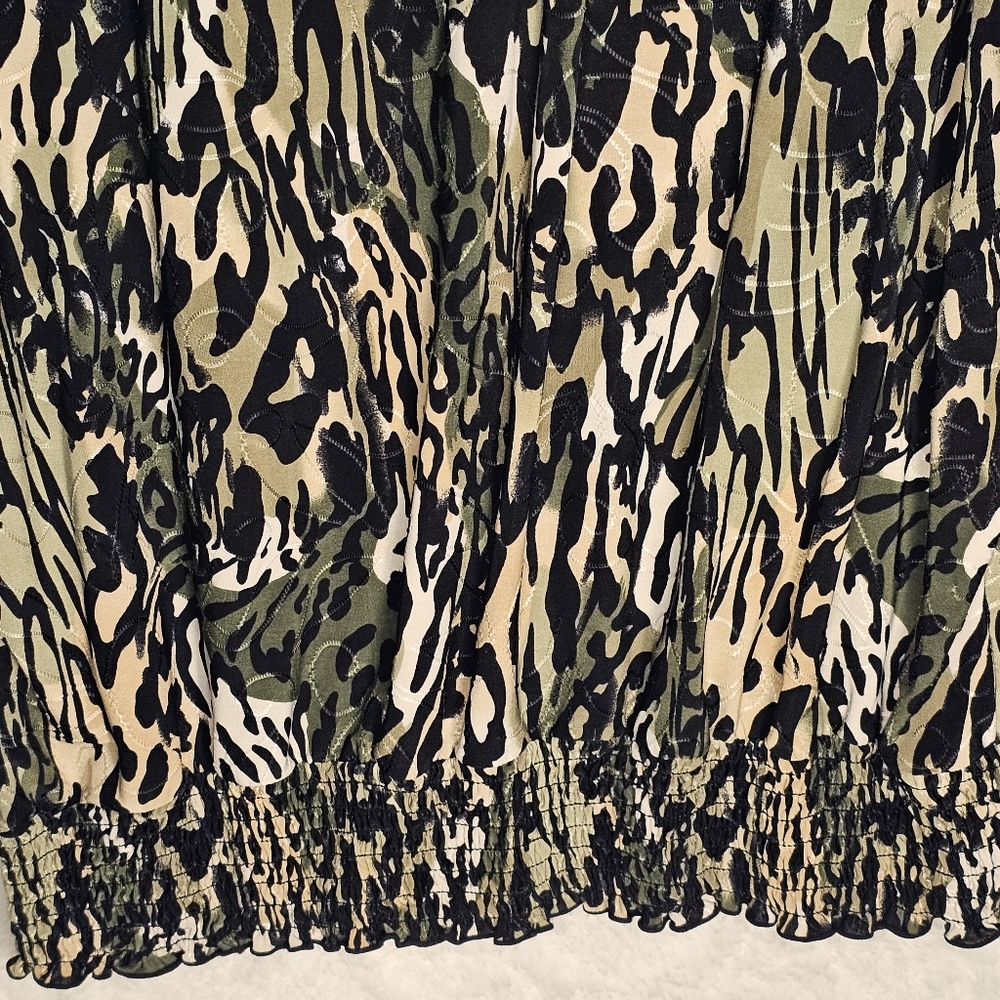 JM Collection *Blouse *Womens XL *Animal Print *Sequin Beaded Neck * ¾ Sleeve - Picture 4 of 10
